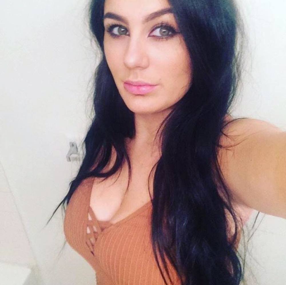 Meet your Posher, Leah